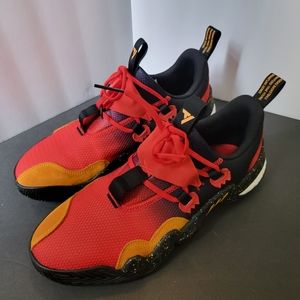 Mens trae young 1 size 12